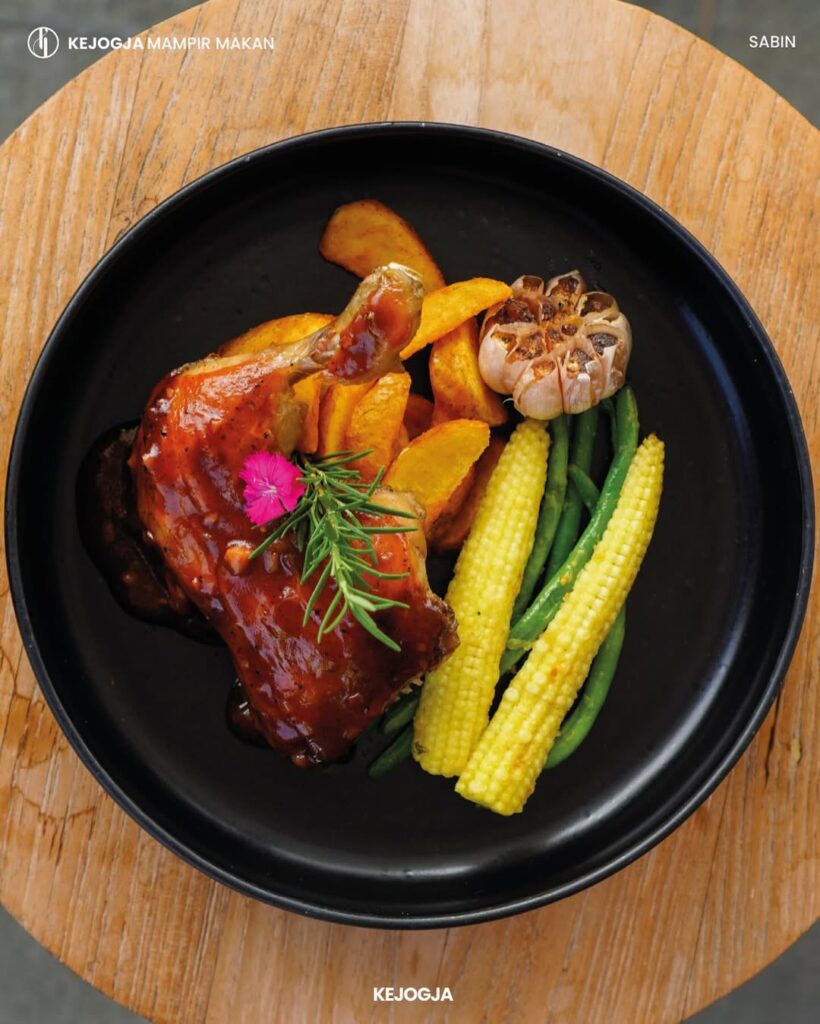 Makanan di Sabin by Seken Living