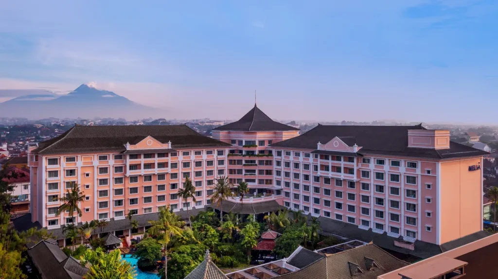 Hotel Bintang 5 di Jogja - Melia Purosani Yogyakarta